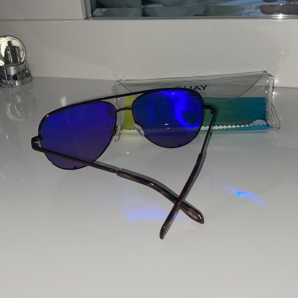 Quay High Key Aviators Sunglasses - Bronze - Picture 3 of 6